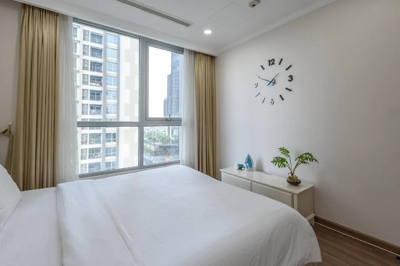 The Regal Residences At Vinhomes Central Park Ho Chi Minh City Apartment