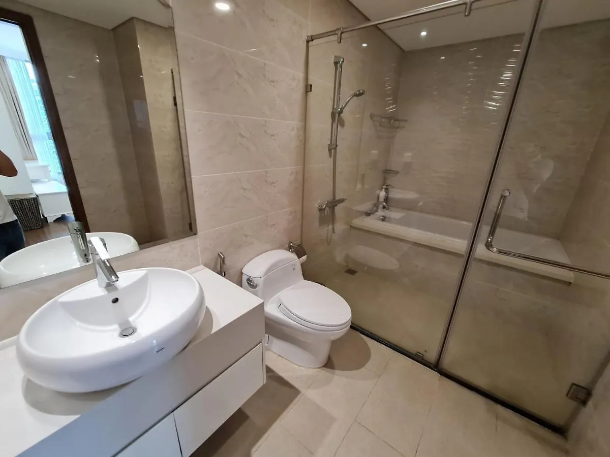 Apartment The Regal Residences At Vinhomes Central Park Ho Chi Minh City
